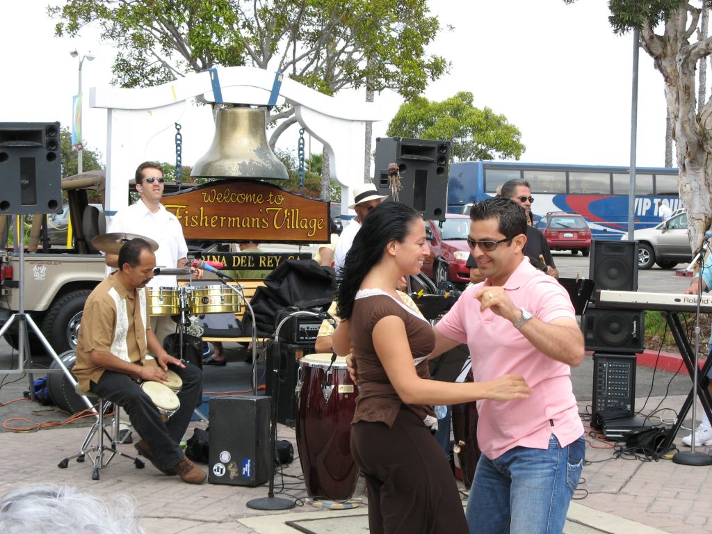 couple dancing at the Fisherman's village